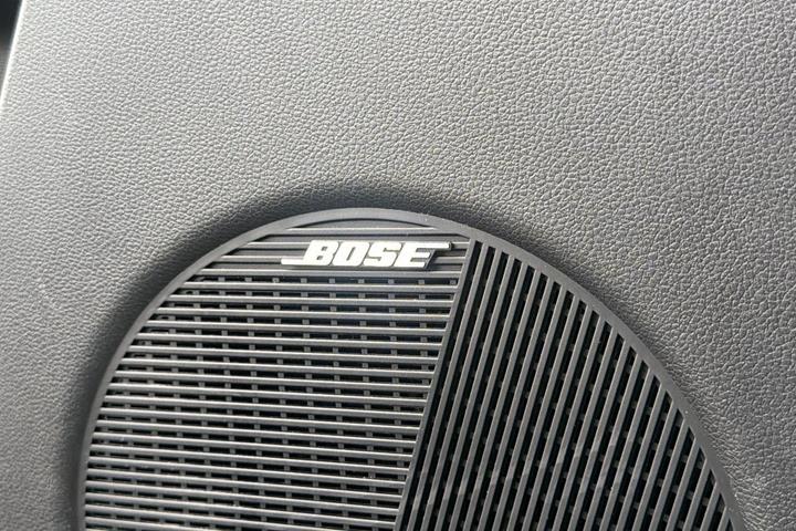 Blå Hyundai Ioniq 5 fra 2023