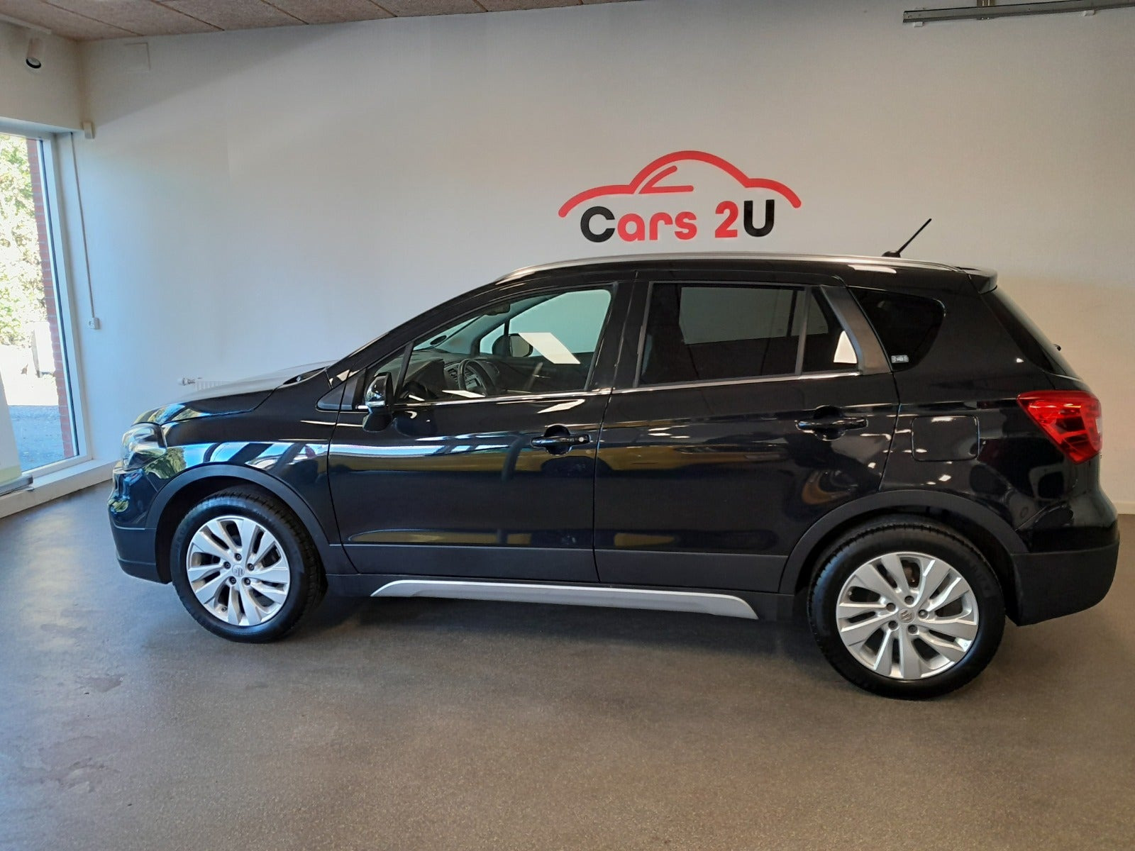 Sort Suzuki S-Cross fra 2019