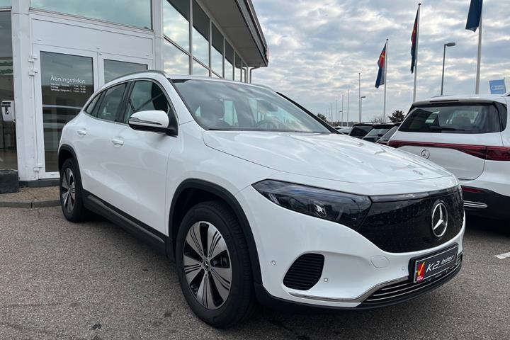 Hvid Mercedes EQA250+ fra 2025