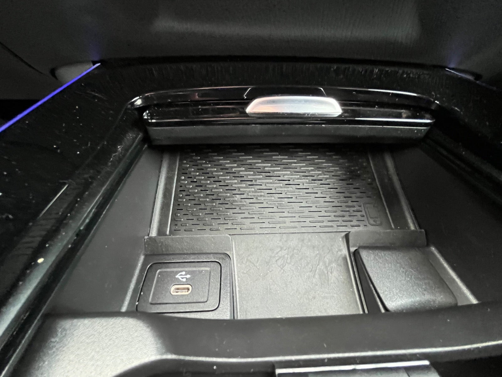 Hvid Mercedes EQA250+ fra 2025