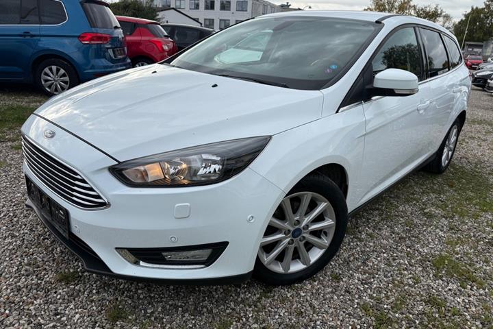 Hvid Ford Focus fra 2015