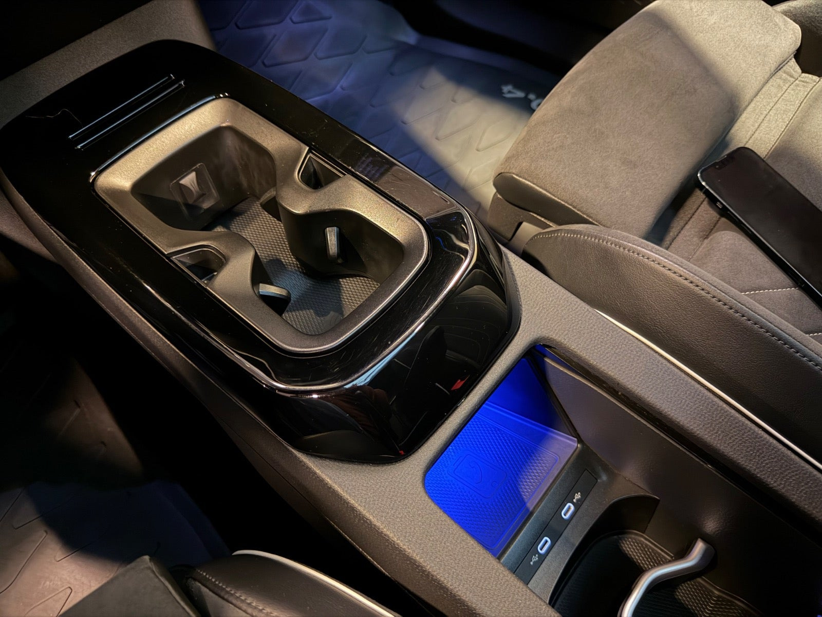 Grå VW ID.4 fra 2021