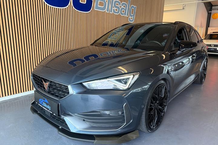 Grå Cupra Leon fra 2021