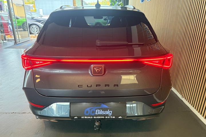 Grå Cupra Leon fra 2021
