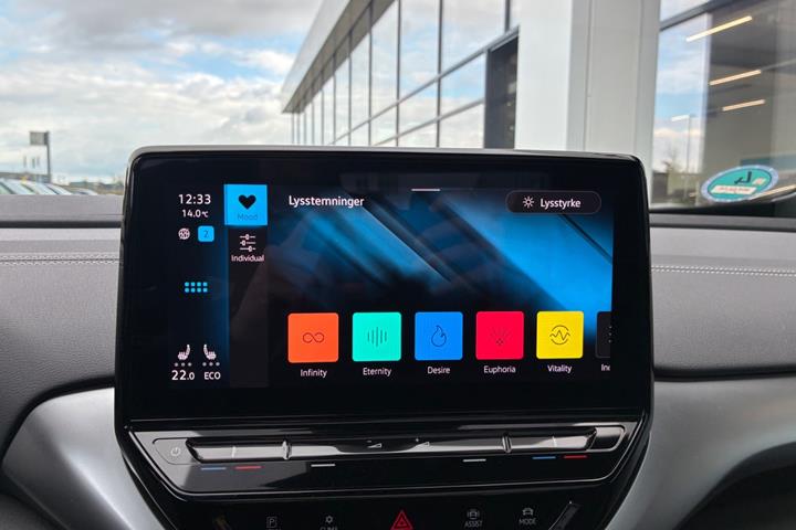 Blå VW ID.4 fra 2023