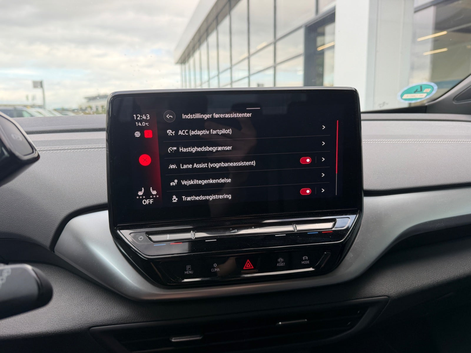 Blå VW ID.4 fra 2023