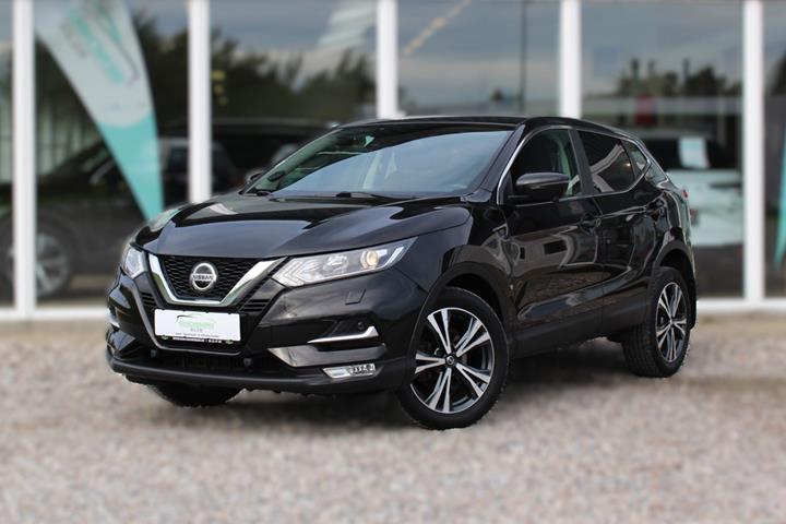 Sort Nissan Qashqai fra 2019