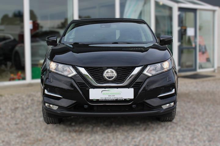 Sort Nissan Qashqai fra 2019