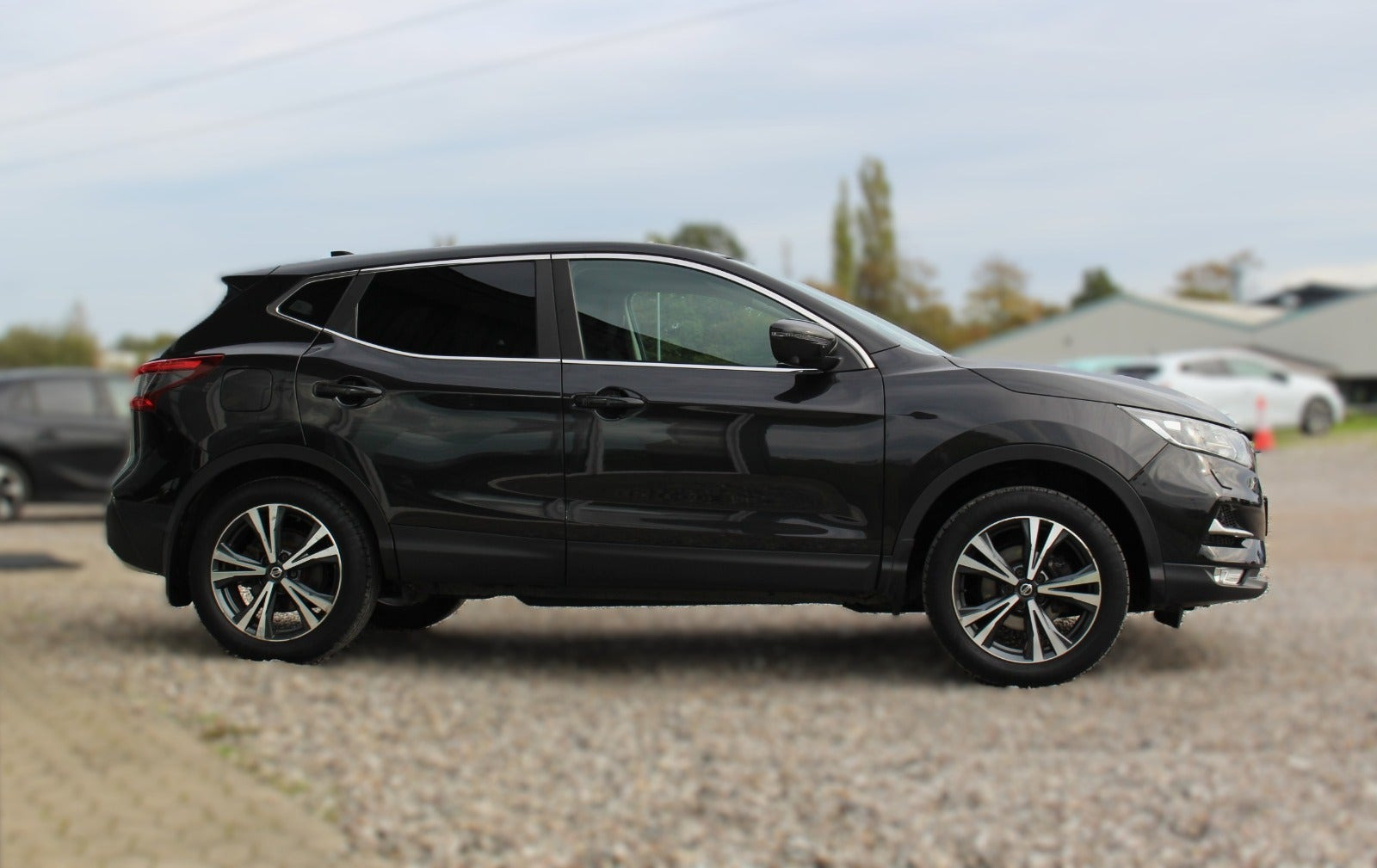 Sort Nissan Qashqai fra 2019