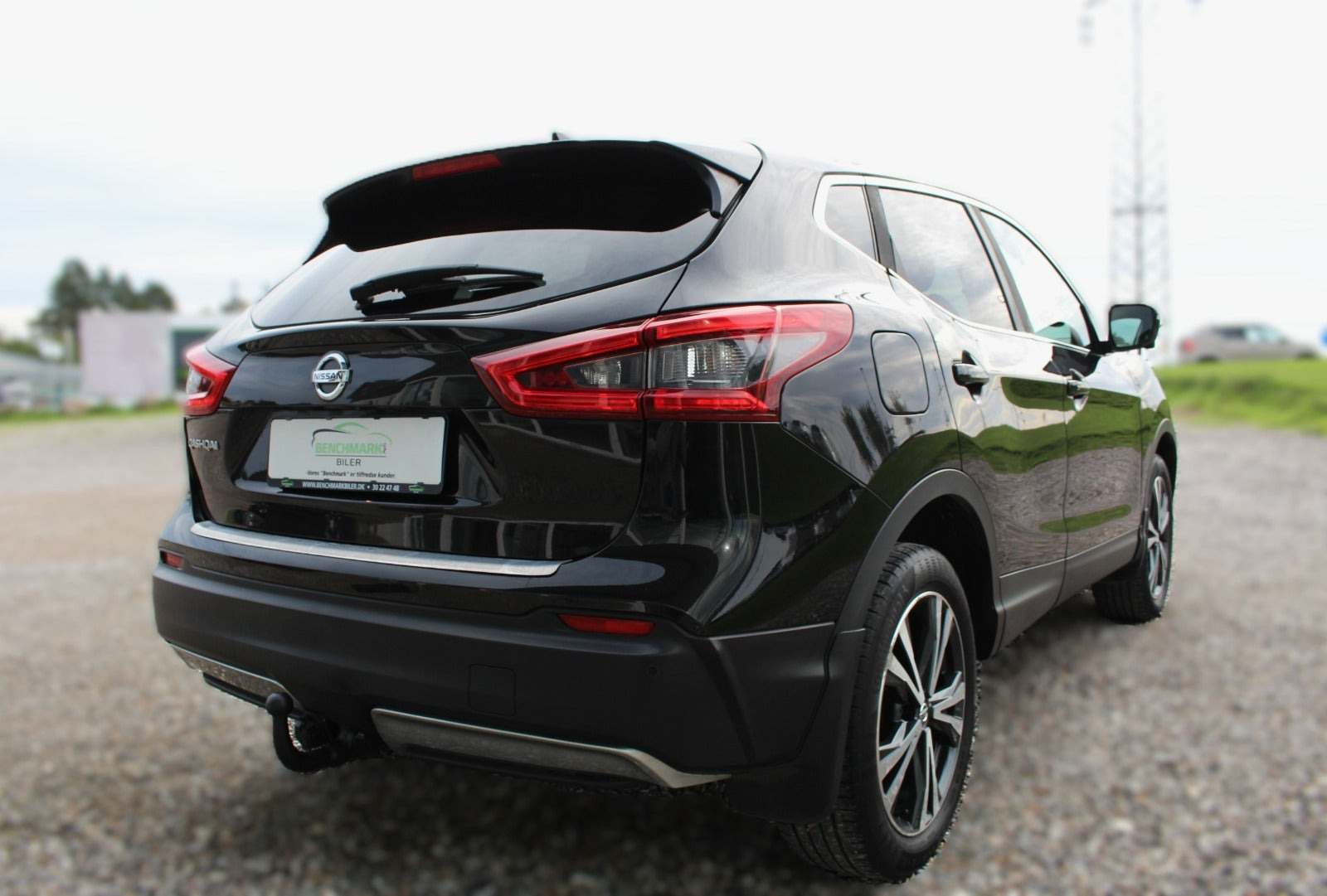 Sort Nissan Qashqai fra 2019