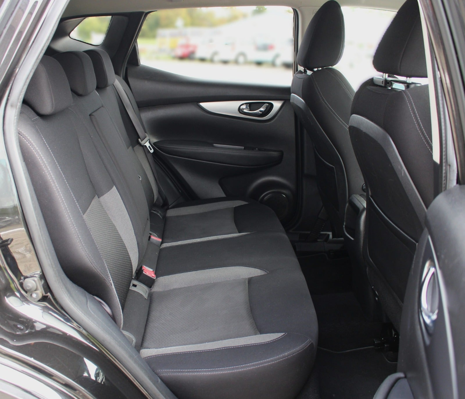 Sort Nissan Qashqai fra 2019