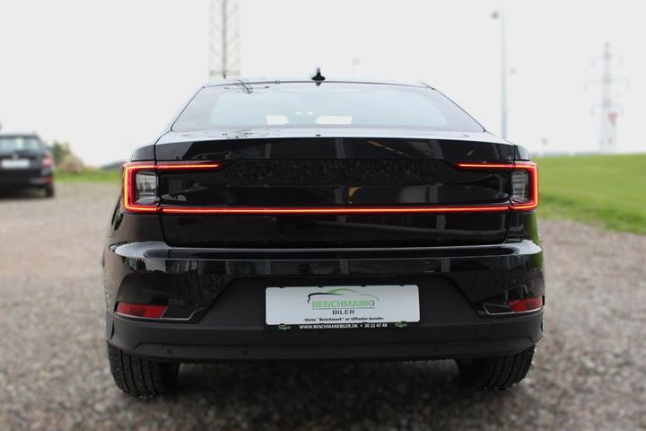 Sort Polestar 2 fra 2022