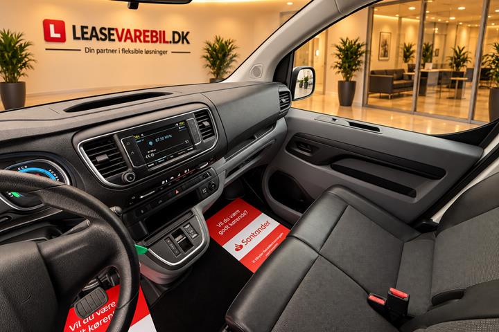 Hvid Peugeot e-Expert fra 2022