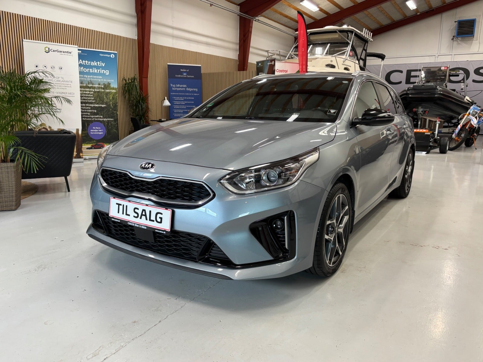 Grå Kia Ceed fra 2020