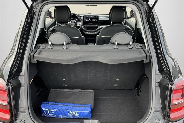 Sort Fiat 500e fra 2023