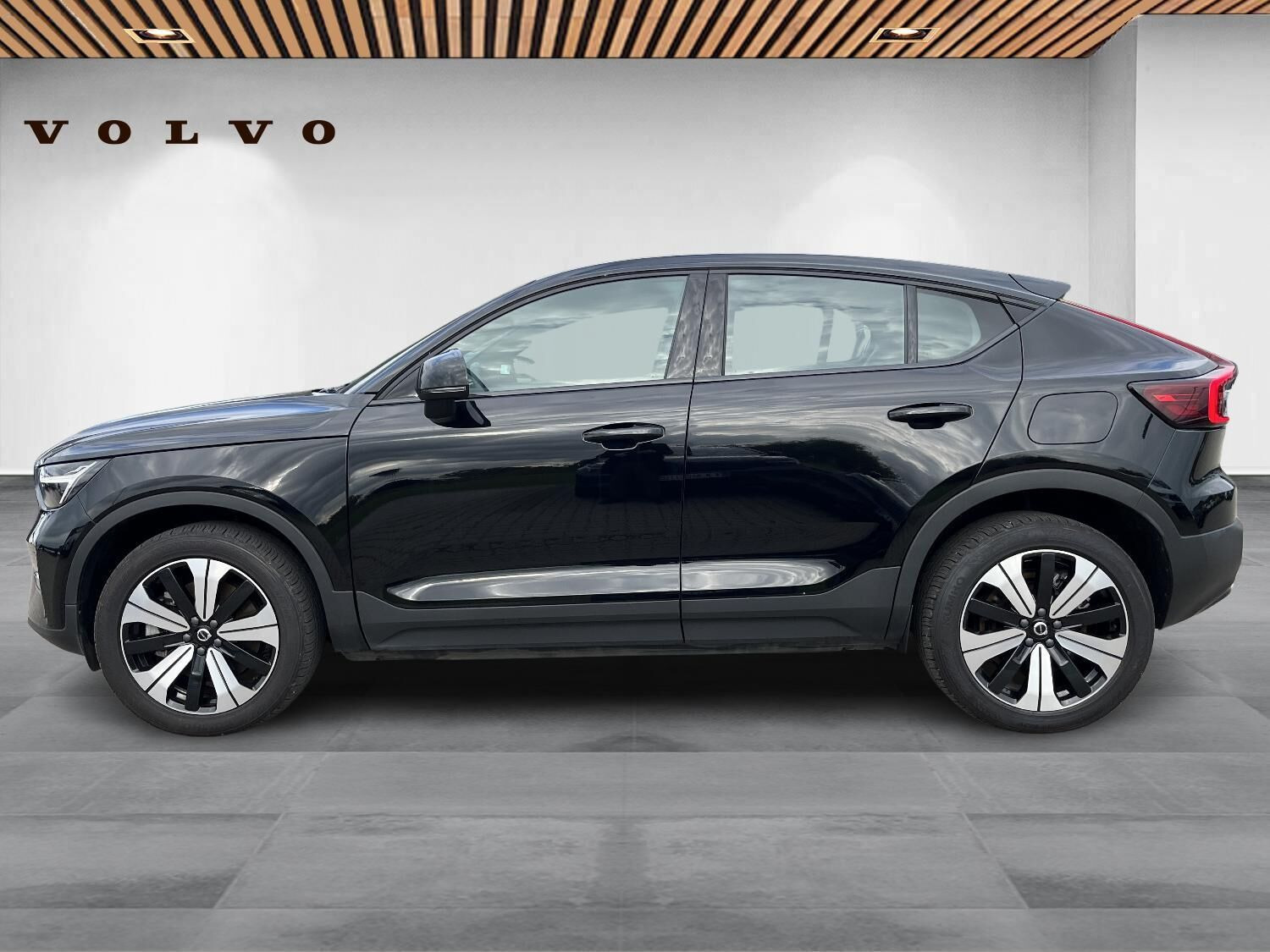Sort Volvo C40 fra 2023