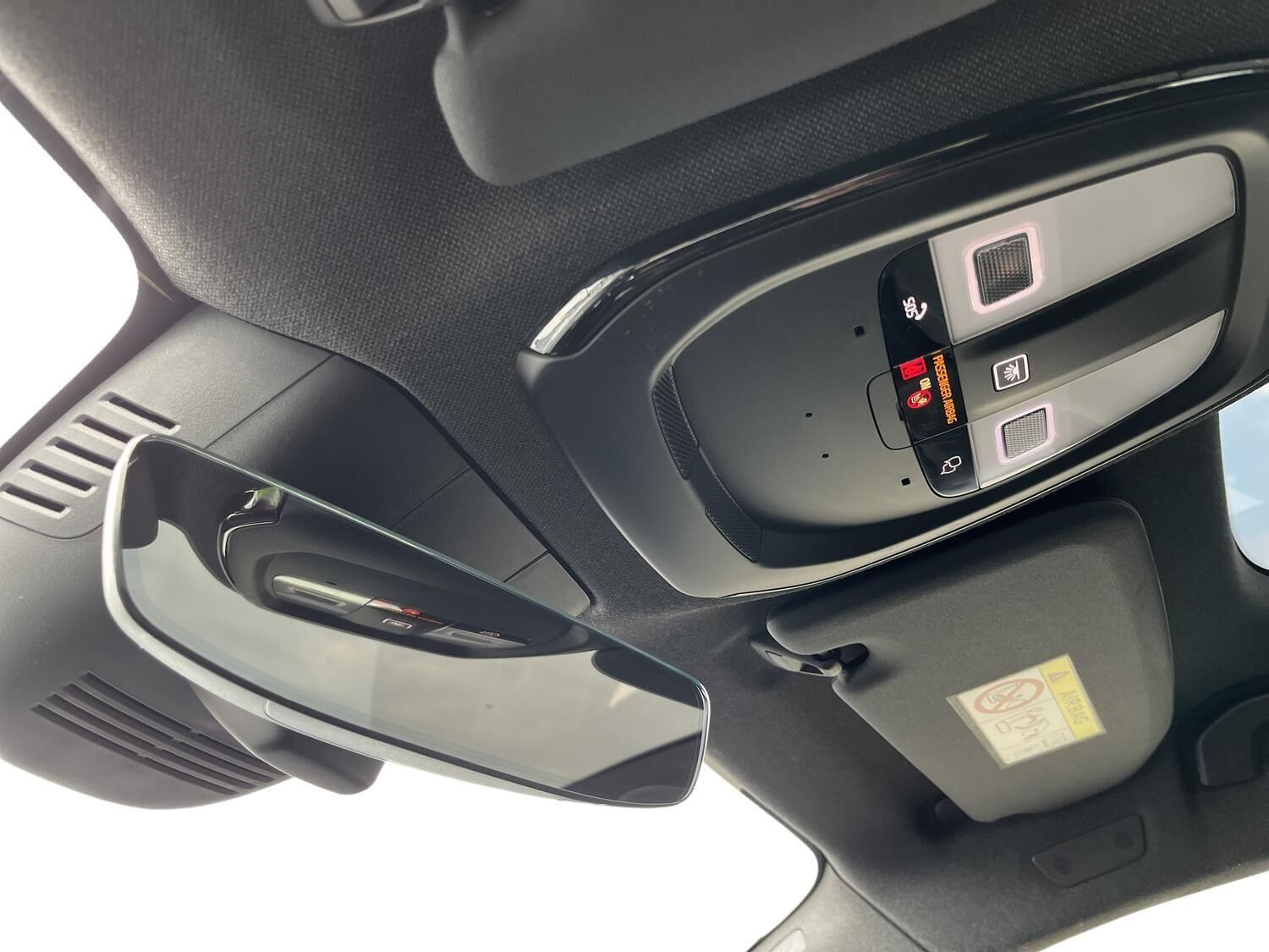 Sort Volvo C40 fra 2023