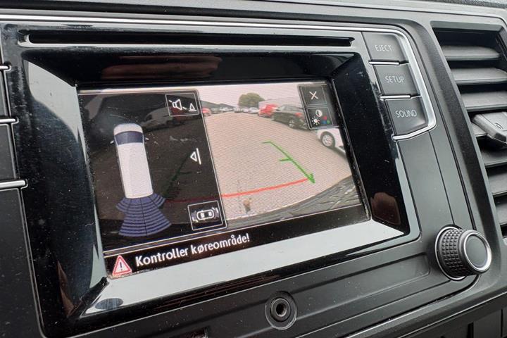Hvid VW Transporter fra 2017