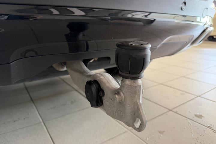 Sort Mercedes GLE350 de fra 2022