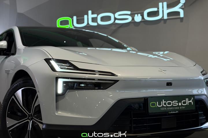 Hvid Polestar 4 fra 2026
