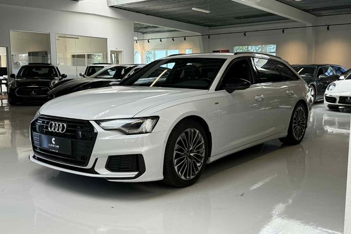 Hvid Audi A6 fra 2023