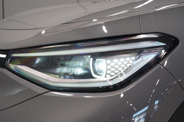 Grå VW ID.4 fra 2023