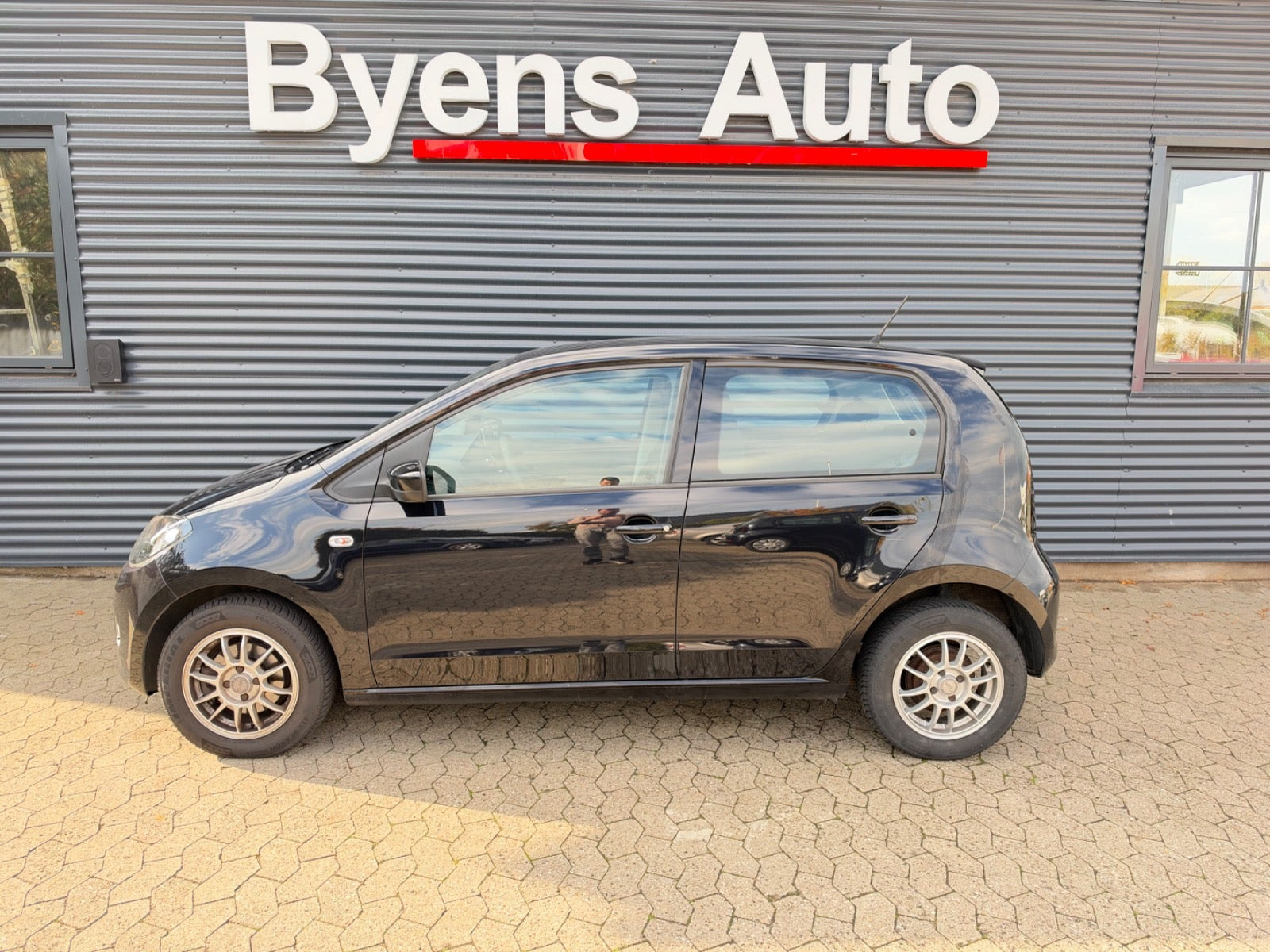 Sort Skoda Citigo fra 2016