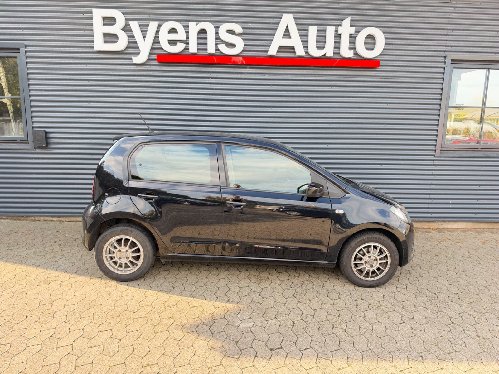Sort Skoda Citigo fra 2016
