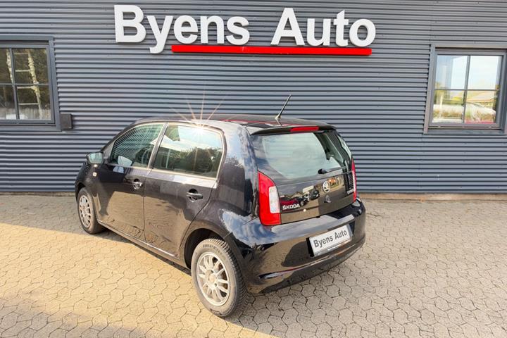 Sort Skoda Citigo fra 2016