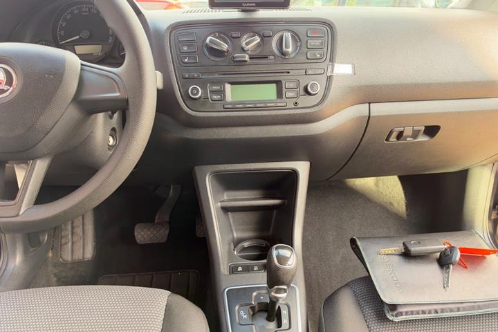 Sort Skoda Citigo fra 2016