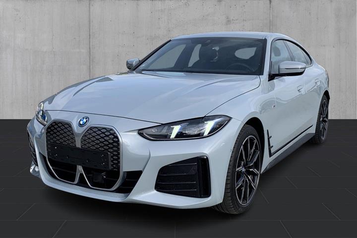 undefined BMW i4 fra 2025 set udefra