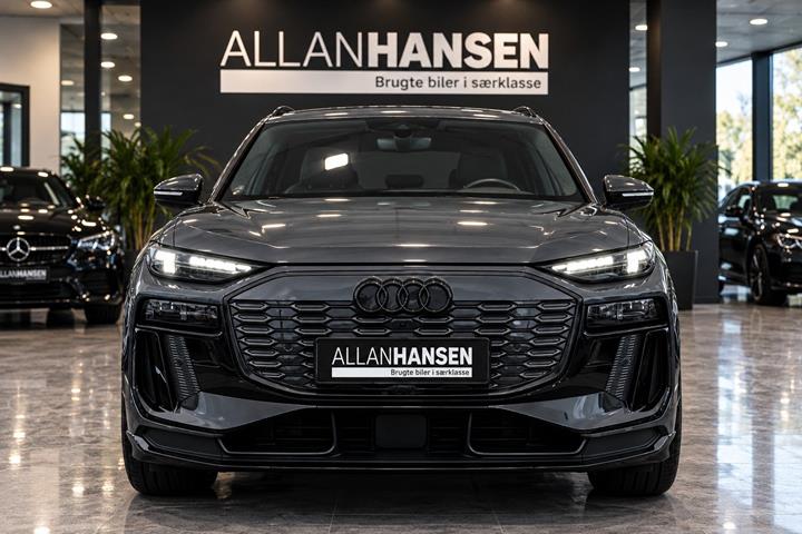 Grå Audi Q6 e-tron fra 2024