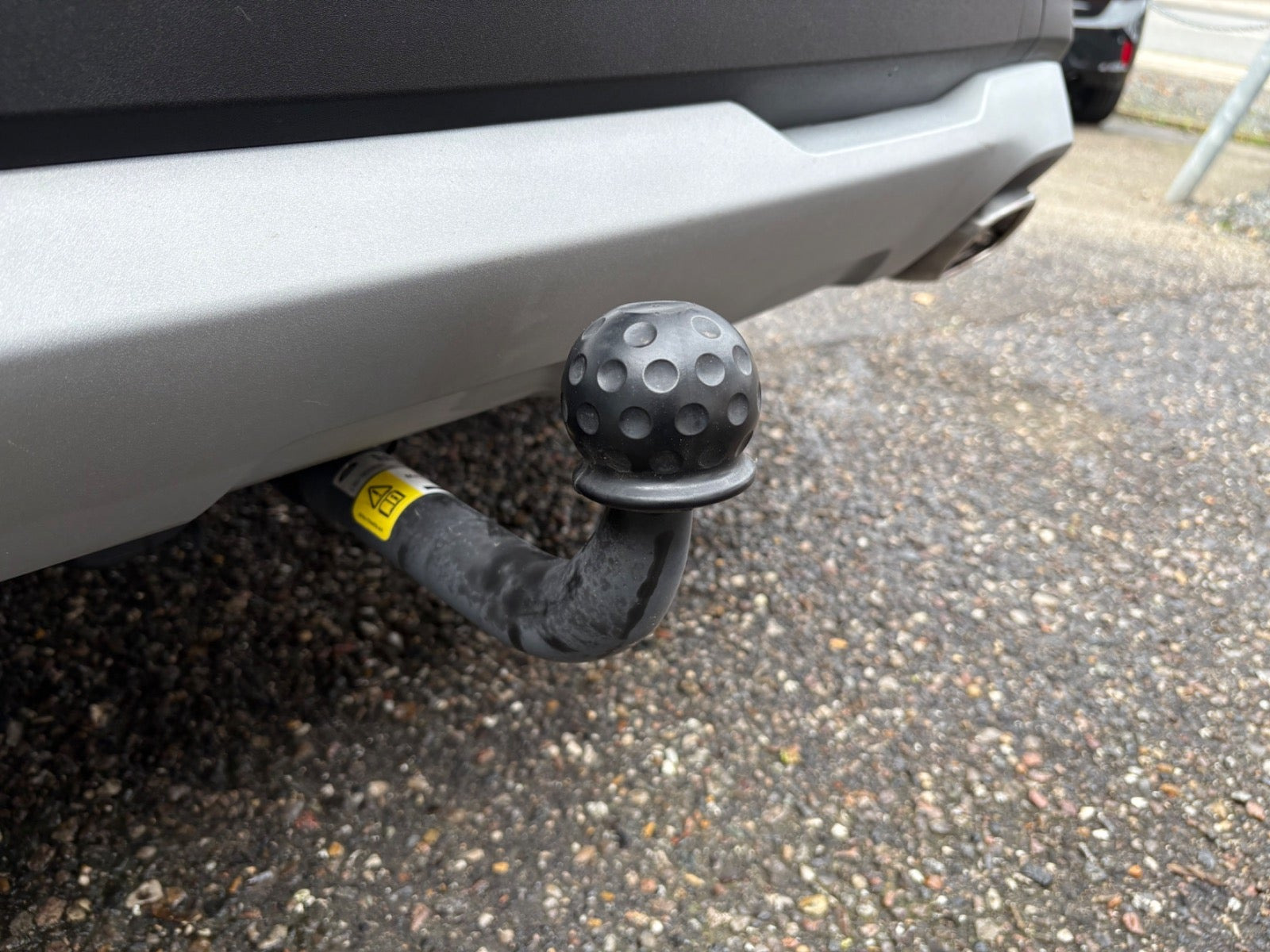 Hvid Ford Kuga fra 2024