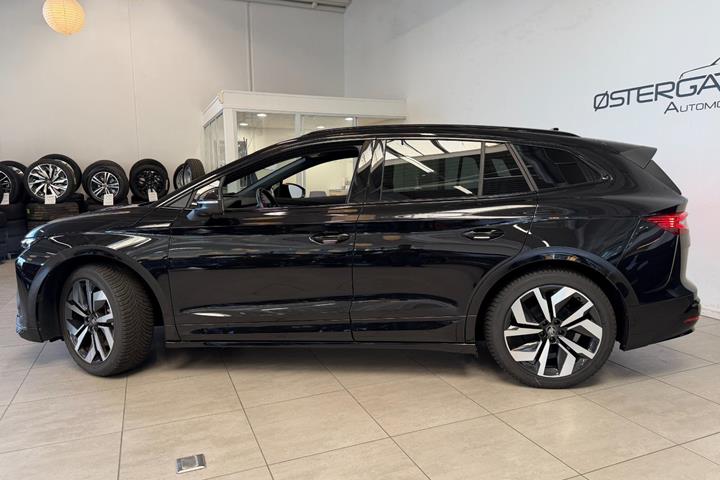 Sort Skoda Enyaq fra 2026