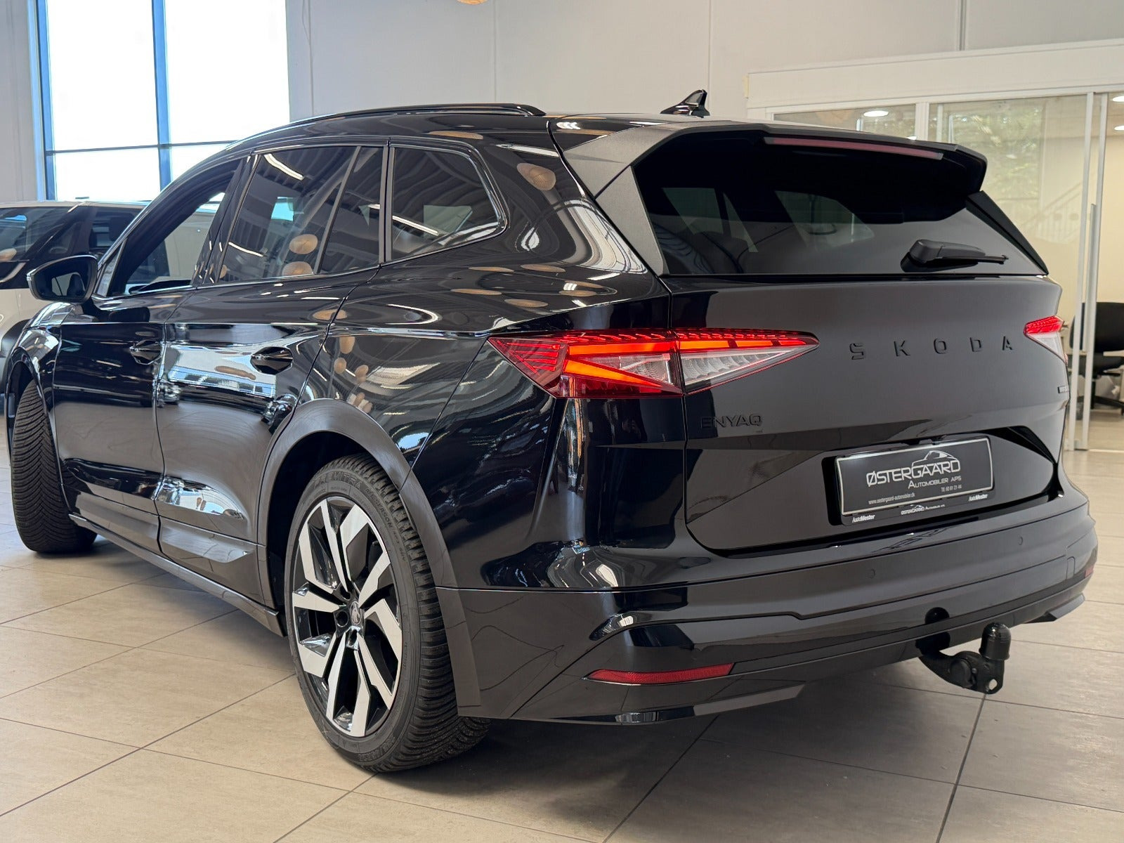 Sort Skoda Enyaq fra 2026