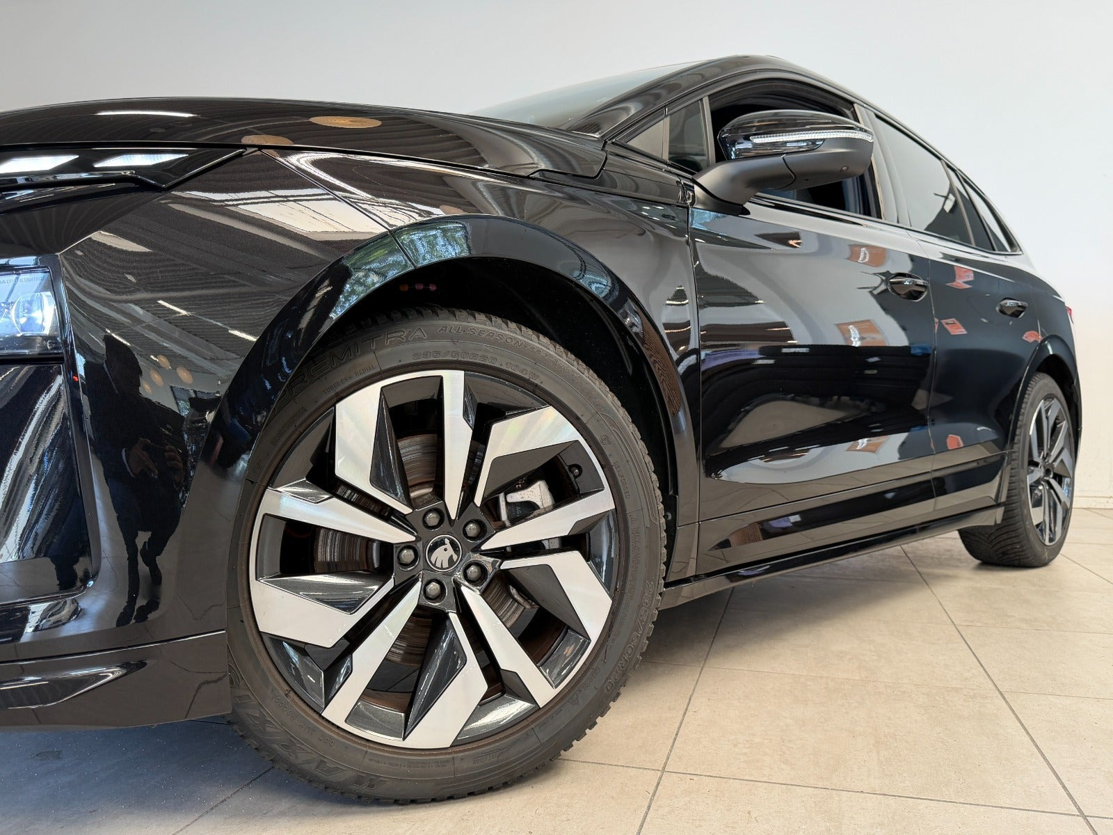 Sort Skoda Enyaq fra 2026