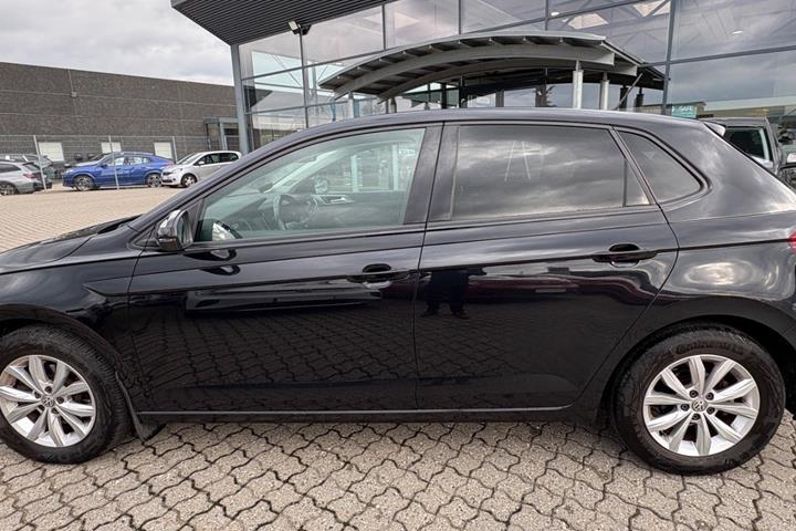 Sort VW Polo fra 2020