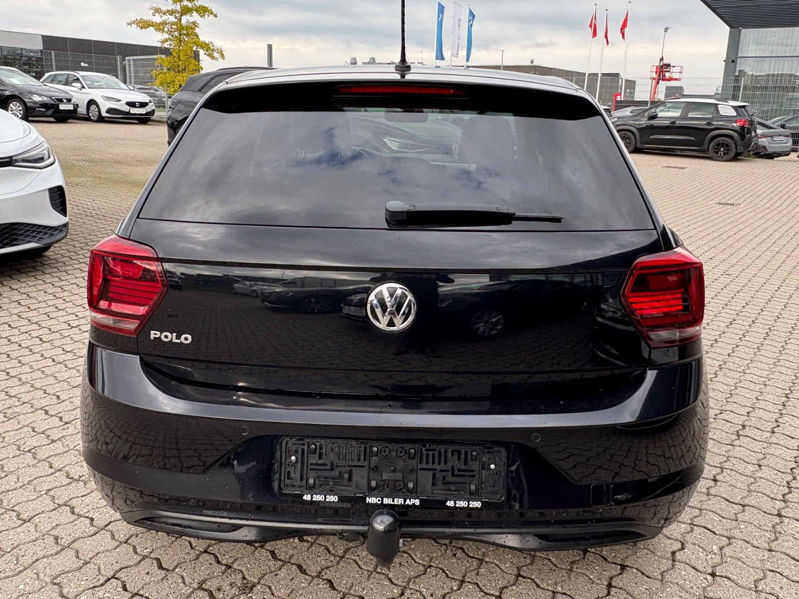 Sort VW Polo fra 2020