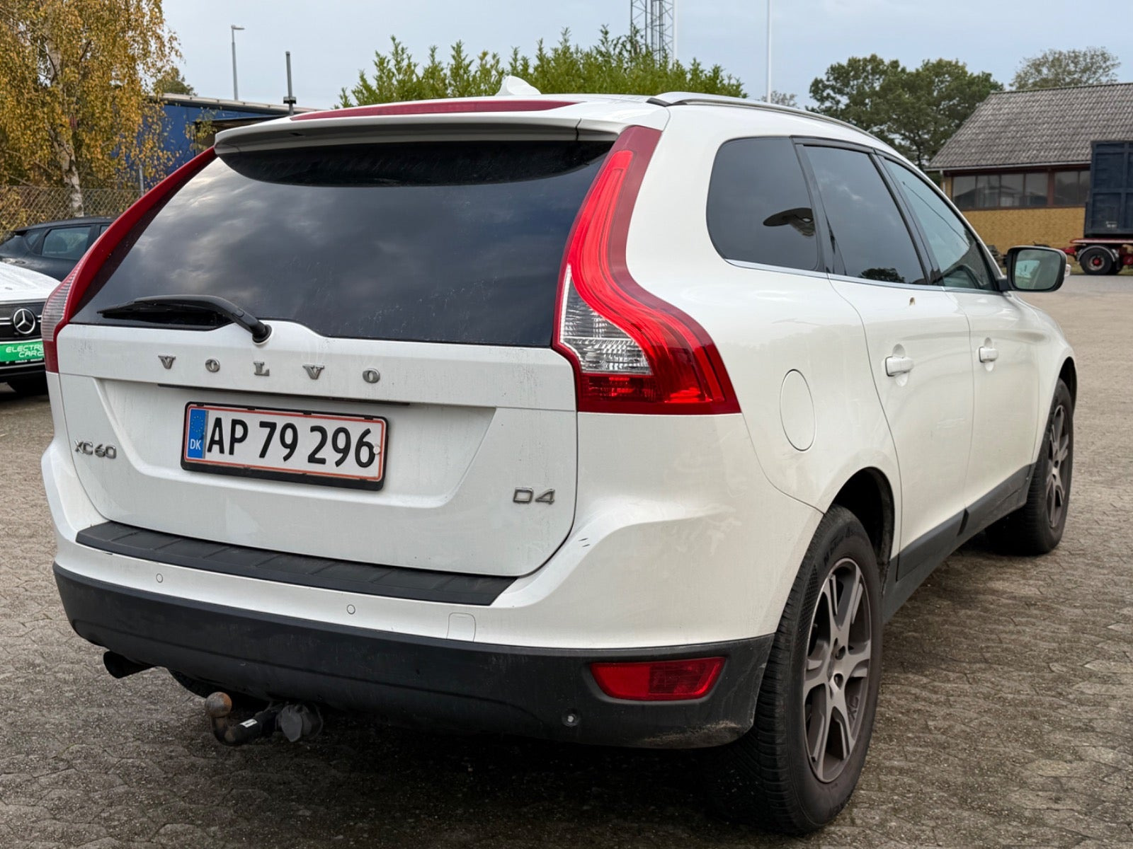 Hvid Volvo XC60 fra 2013