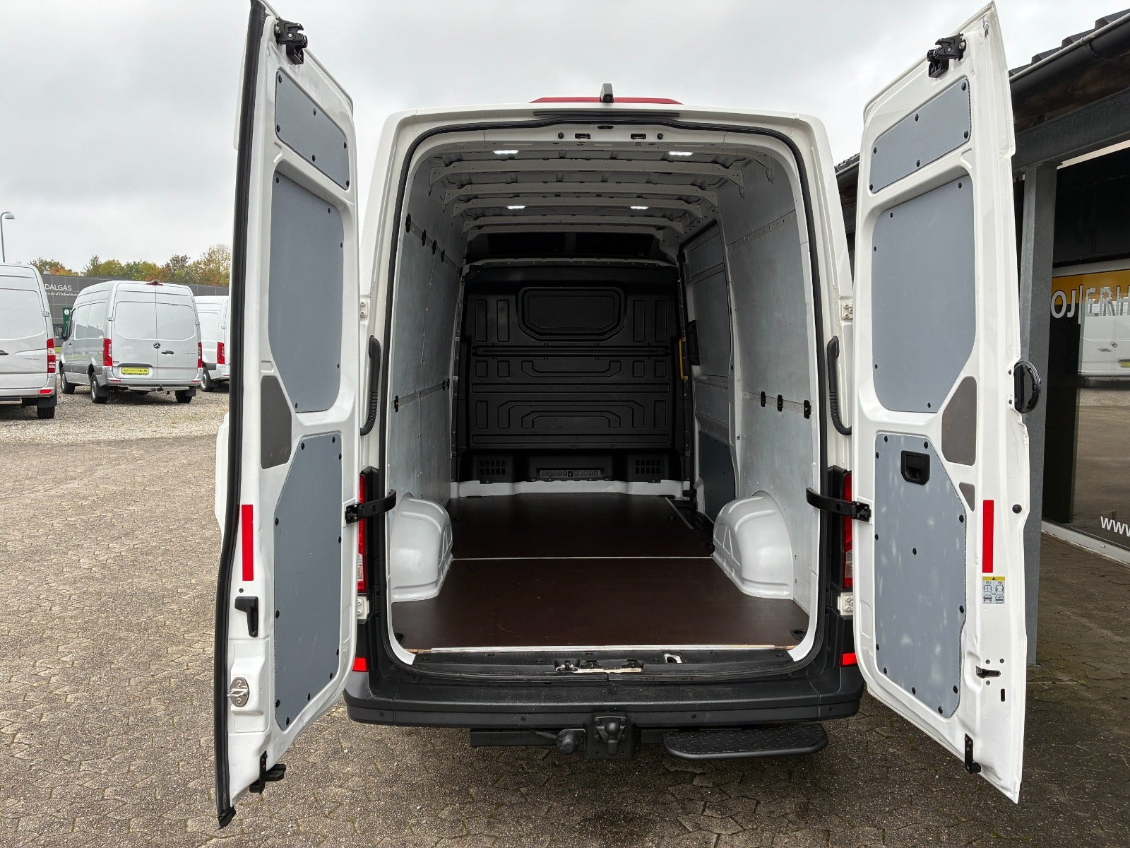 Hvid VW Crafter 35 fra 2018