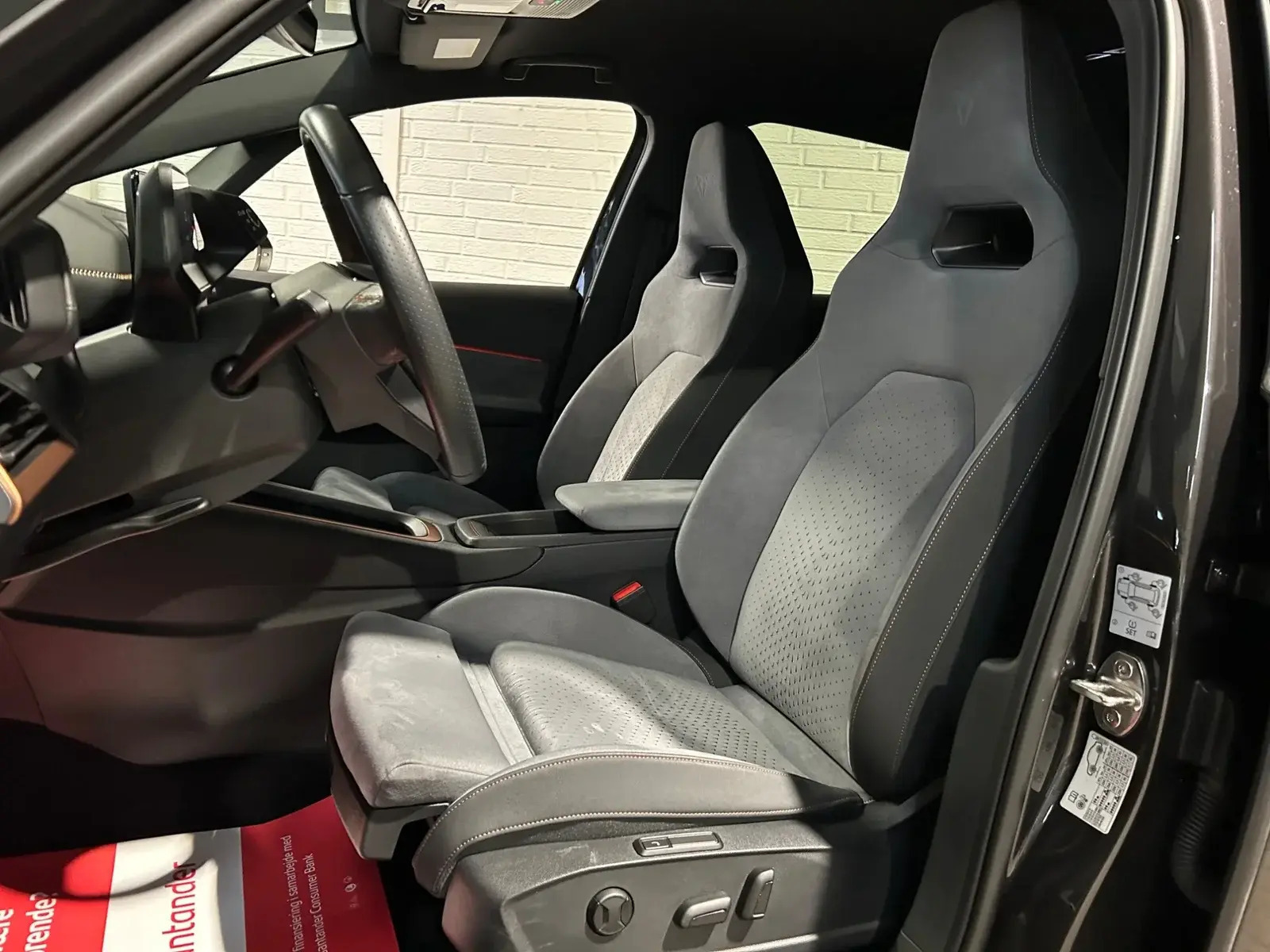 Sort Cupra Born fra 2024