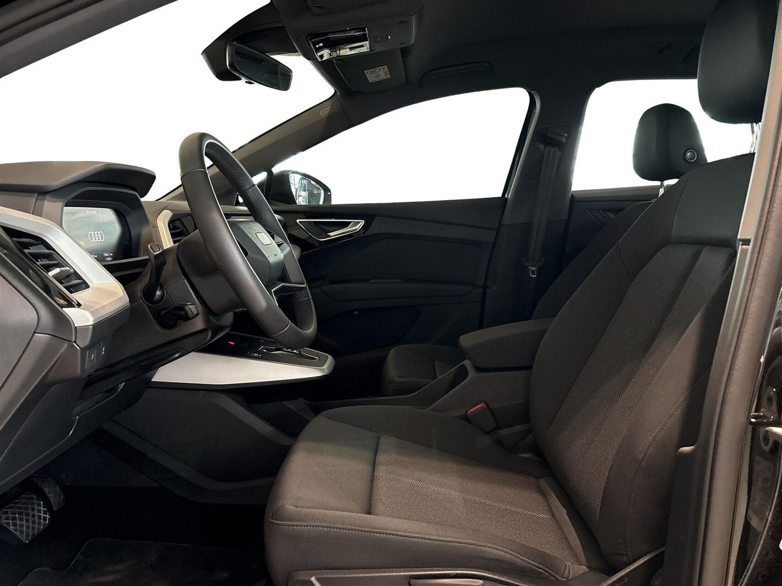 Sort Audi Q4 e-tron fra 2025