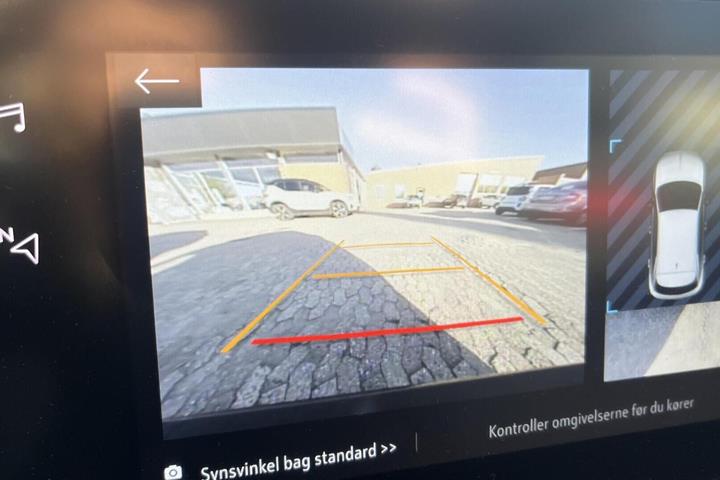 Hvid Opel Mokka-e fra 2022