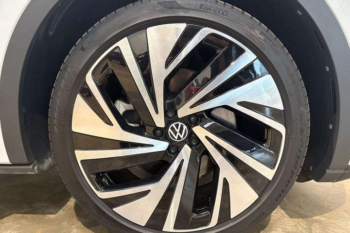 Hvid VW ID.5 fra 2024