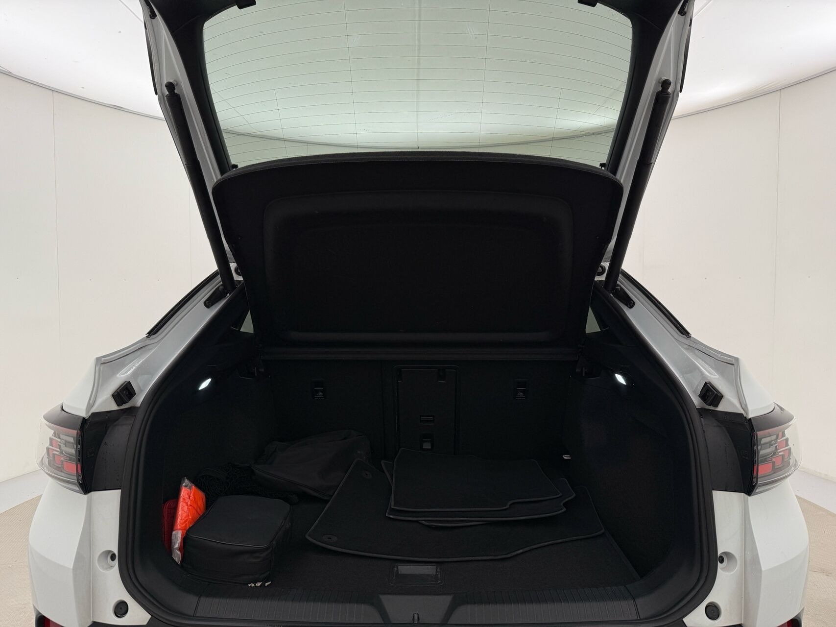 Hvid VW ID.5 fra 2023