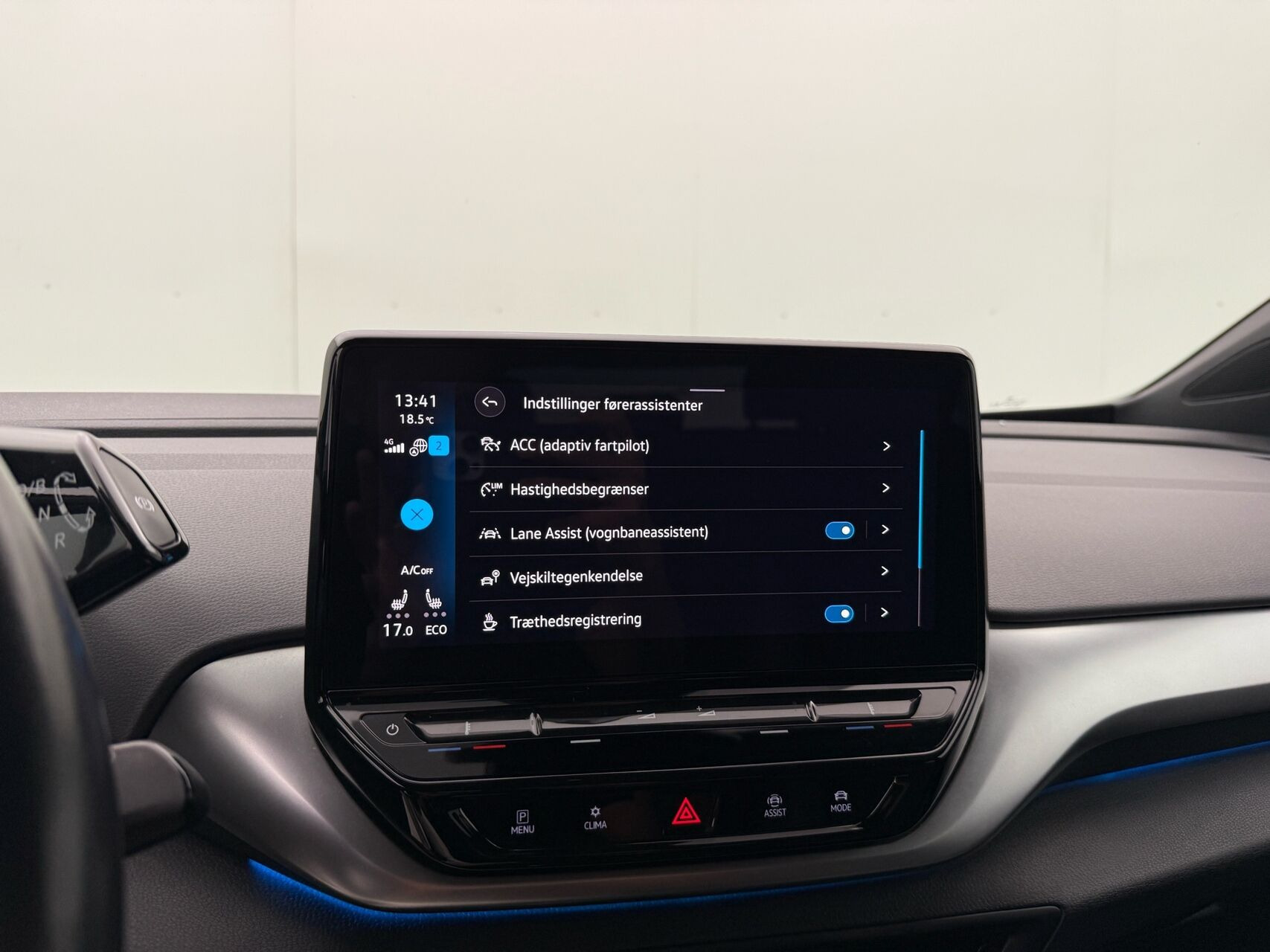 Blå VW ID.4 fra 2021