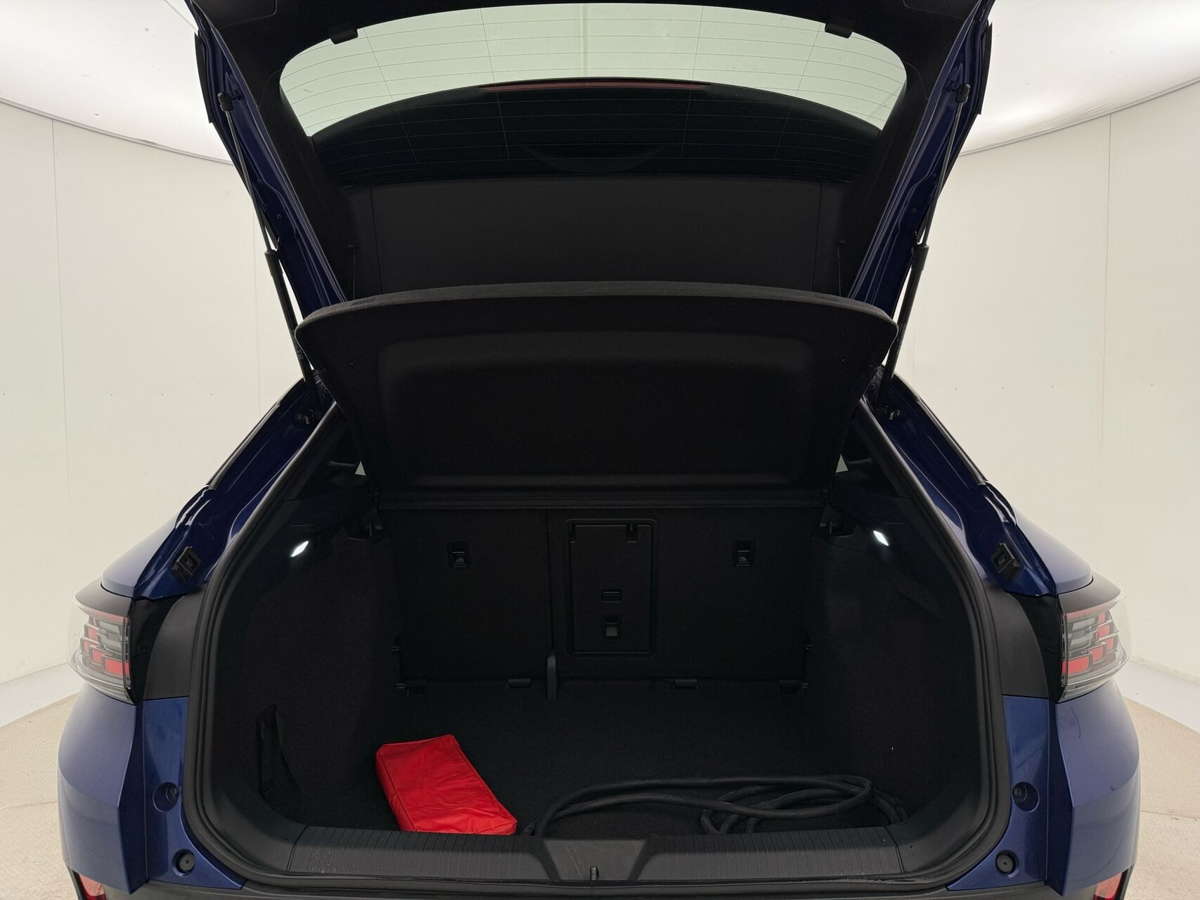 Blå VW ID.4 fra 2021