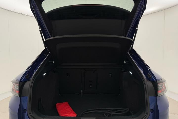 Blå VW ID.4 fra 2021