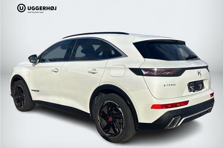 Hvid DS DS 7 CrossBack fra 2022