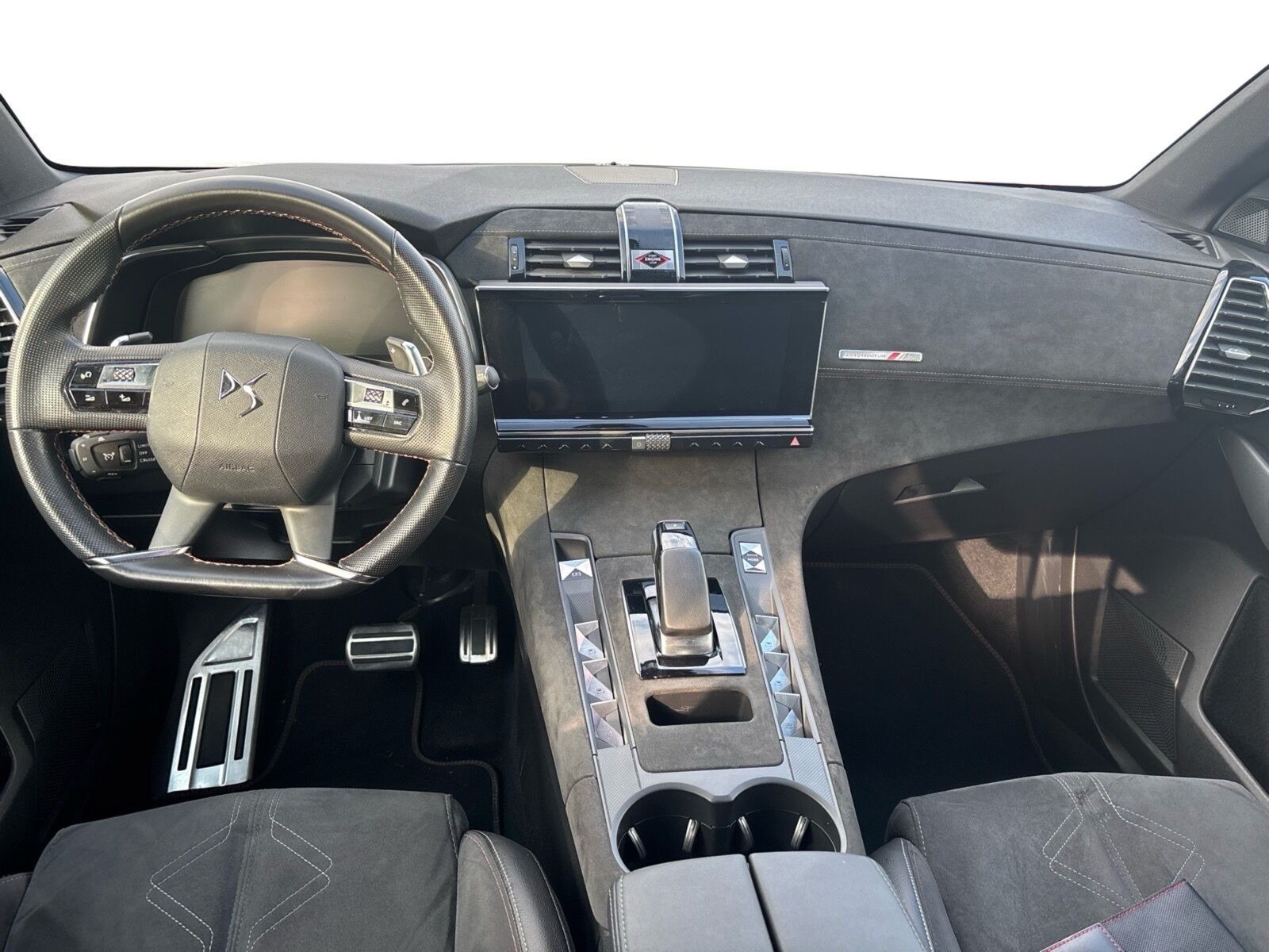 Hvid DS DS 7 CrossBack fra 2022